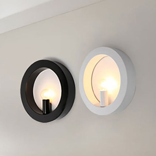 Modern Black/White Circle Wall Light - Simple Metallic 1 Light Wall Lamp for Bedroom and Hallway