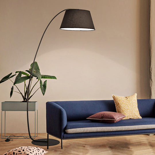 Modern Tapered LED Floor Lamp with Arc Arm in White/Black