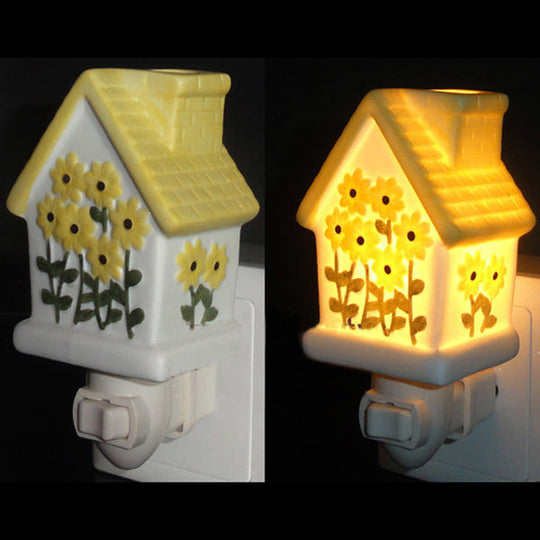 1 Light Lodge Ceramics Wall Sconce Night Light with Lighthouse Design - Pink/White/Yellow