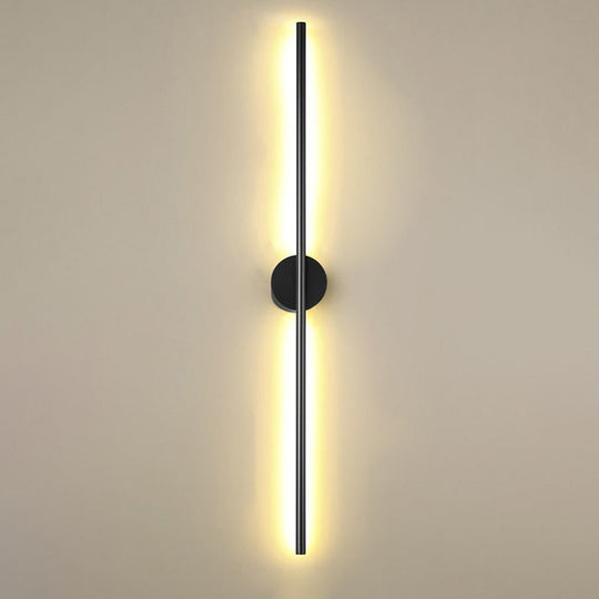 Modern Black LED Wall Sconce for Living Room - Stylish Metallic Fixture
