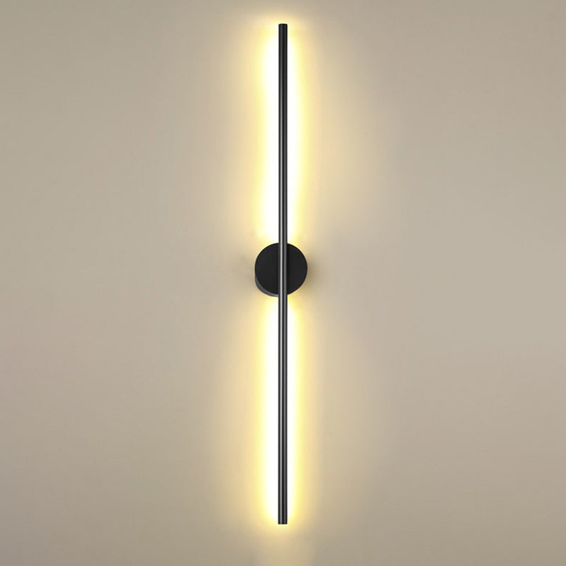 Modern Black LED Wall Sconce for Living Room - Stylish Metallic Fixture