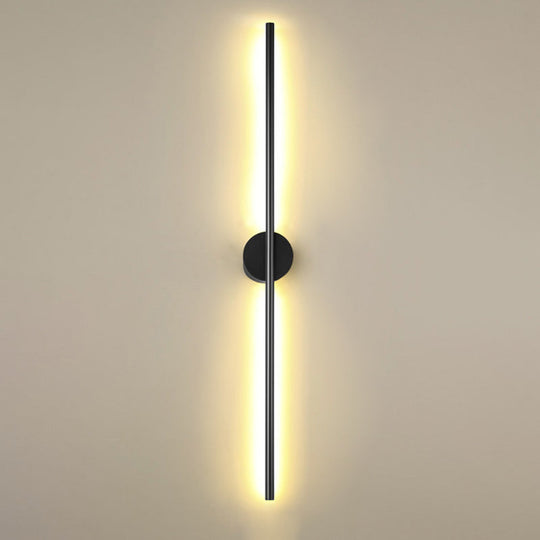 Modern Black LED Wall Sconce for Living Room - Stylish Metallic Fixture