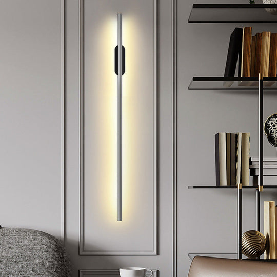 Modern Black LED Wall Sconce for Living Room - Stylish Metallic Fixture