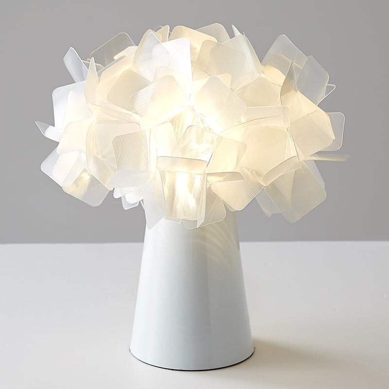 Origami Metal Flower Night Lamp: Decorative LED Accent Light for Living Room