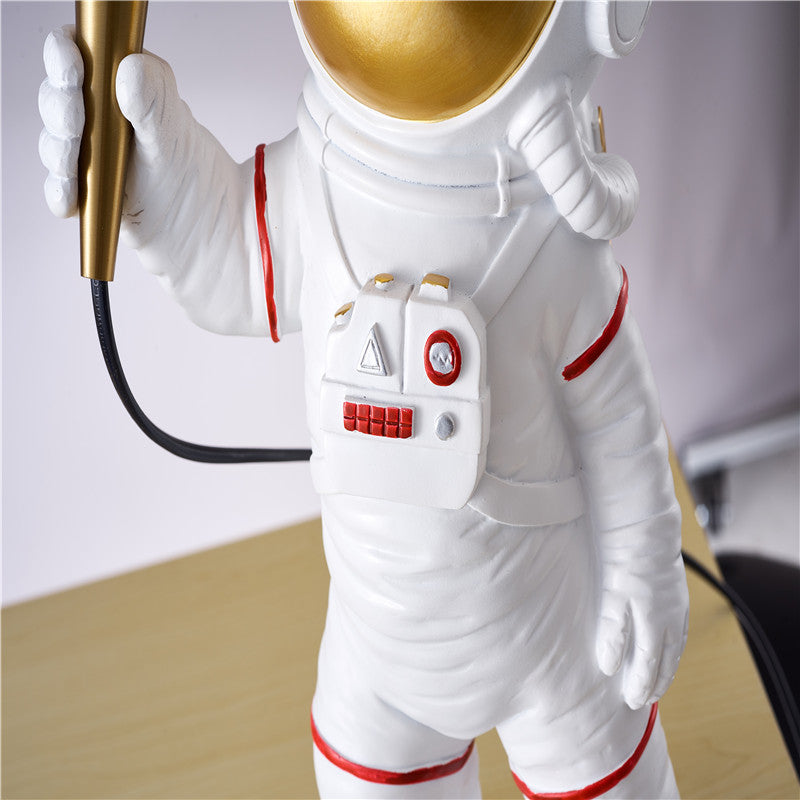 White Resin Spaceman Table Lamp - Creative Cartoon 1 Head Nightstand Light for Child's Room