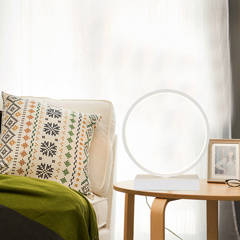 Simplicity LED Night Light Metal Bedroom Table Lamp with Rectangular Base