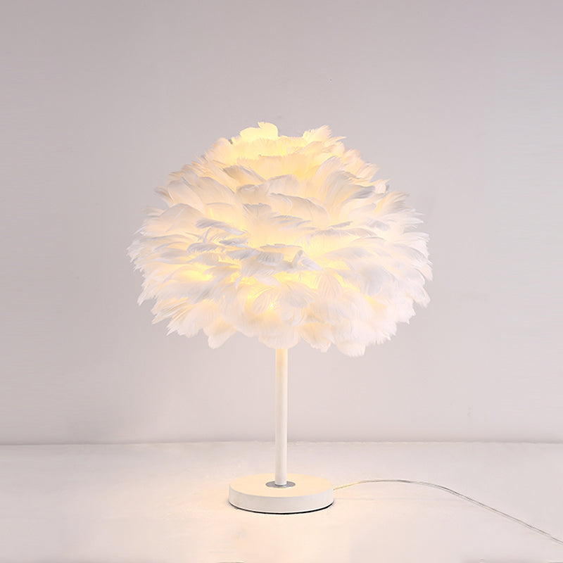 Contemporary Feather Flower Table Lamp - Single-Bulb Night Light for Bedroom