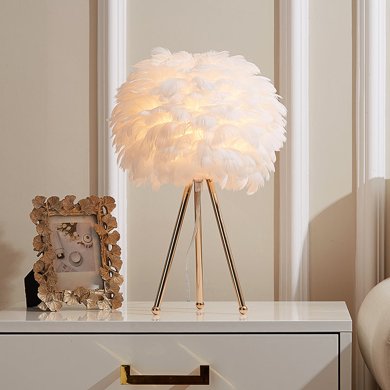 Nordic Style Feather Table Lamp - Spherical Accent Nightstand Light for Living Room