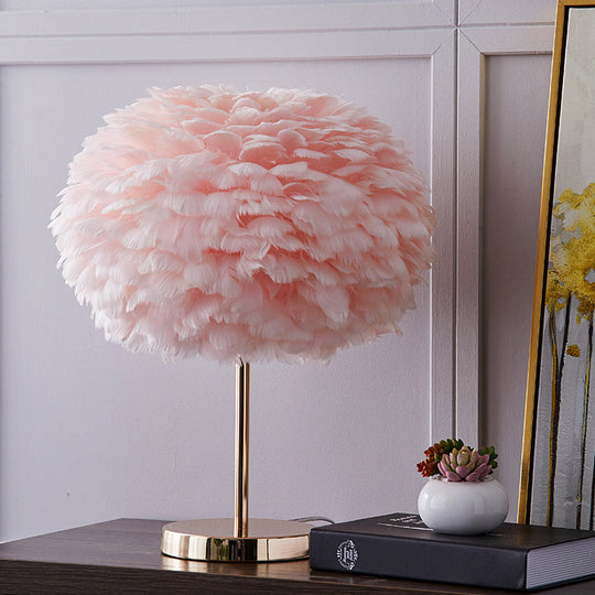 Nordic Style Feather Table Lamp - Spherical Accent Nightstand Light for Living Room
