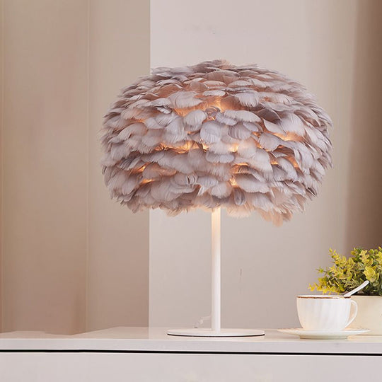 Nordic Style Feather Table Lamp - Spherical Accent Nightstand Light for Living Room