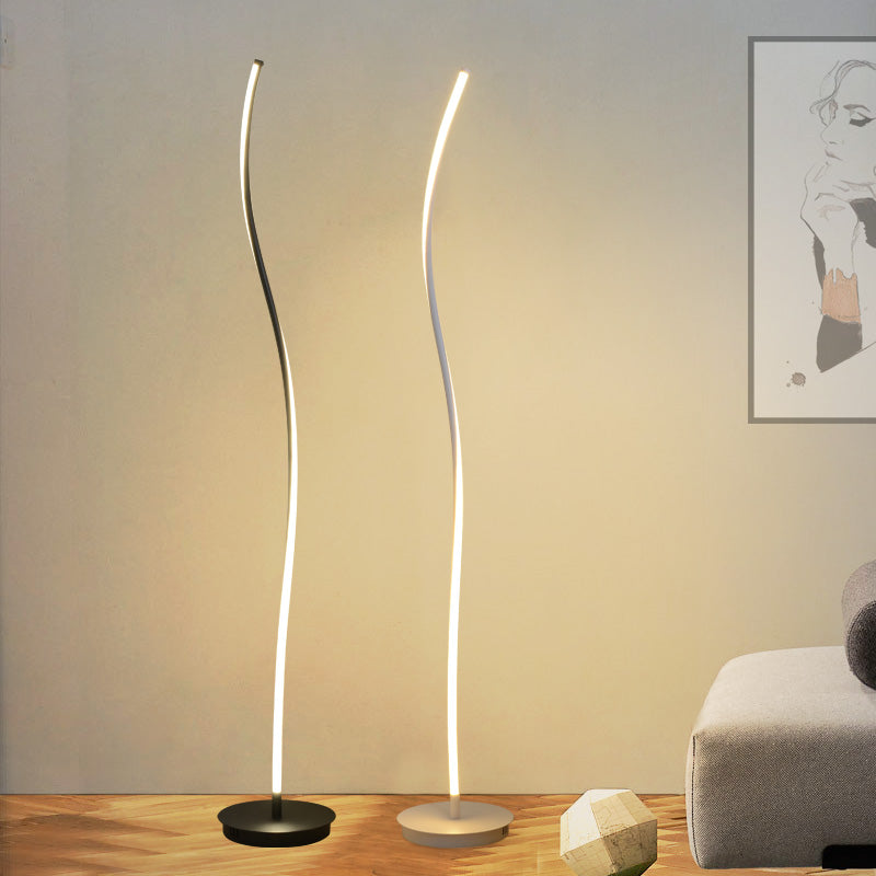 Modern Twist Aluminum LED Floor Lamp – Simplistic Stand for Living Room