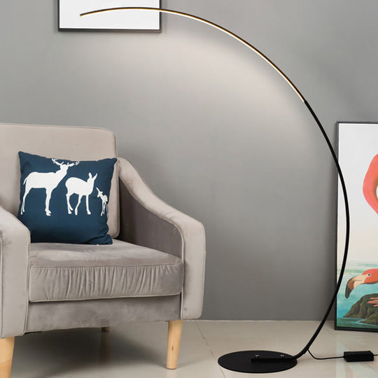 Metallic LED Floor Lamp - Bow Shaped Design, Simple & Stylish for Living Room