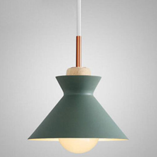 Nordic Style Wooden Pendant Lamp with Metal Frame - Perfect for Restaurants and Modern Homes