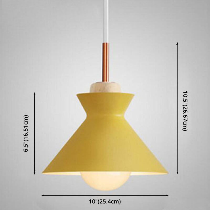 Nordic Style Wooden Pendant Lamp with Metal Frame - Perfect for Restaurants and Modern Homes