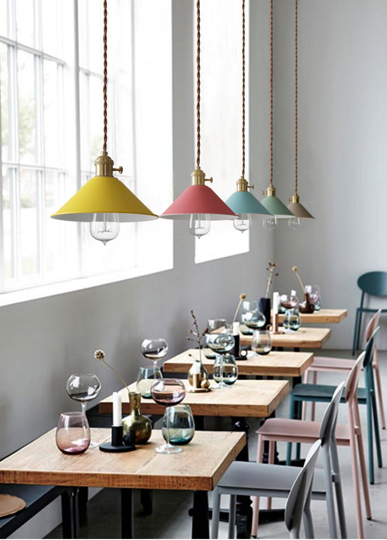 Tapered Metal Pendant Lamp for Modern Dining Room Lighting