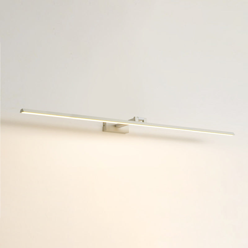 Minimalist Metal LED Vanity Light - Single Fixture, Modern Style