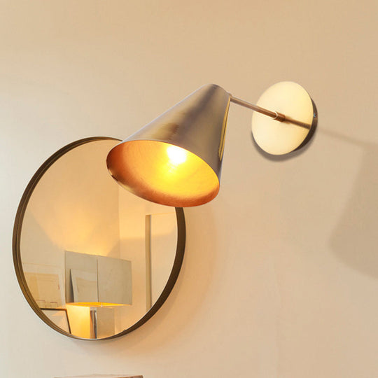 Postmodern Personality Wall Mounted Metal Wall Light for Bedroom