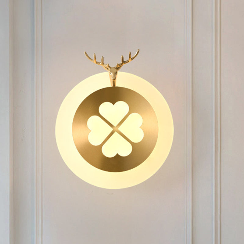 Brass/Black Metal Circle Sconce with Lucky Clover Pattern - LED Wall Light for Tradition Living Room