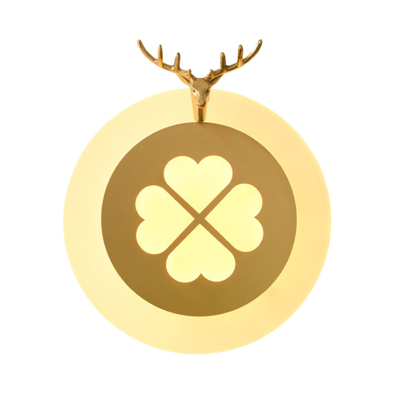 Brass/Black Metal Circle Sconce with Lucky Clover Pattern - LED Wall Light for Tradition Living Room