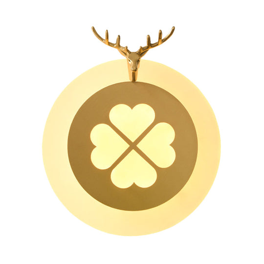 Brass/Black Metal Circle Sconce with Lucky Clover Pattern - LED Wall Light for Tradition Living Room