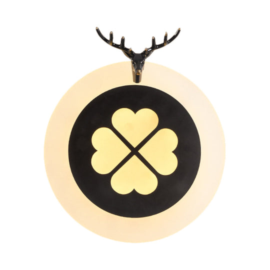 Brass/Black Metal Circle Sconce with Lucky Clover Pattern - LED Wall Light for Tradition Living Room