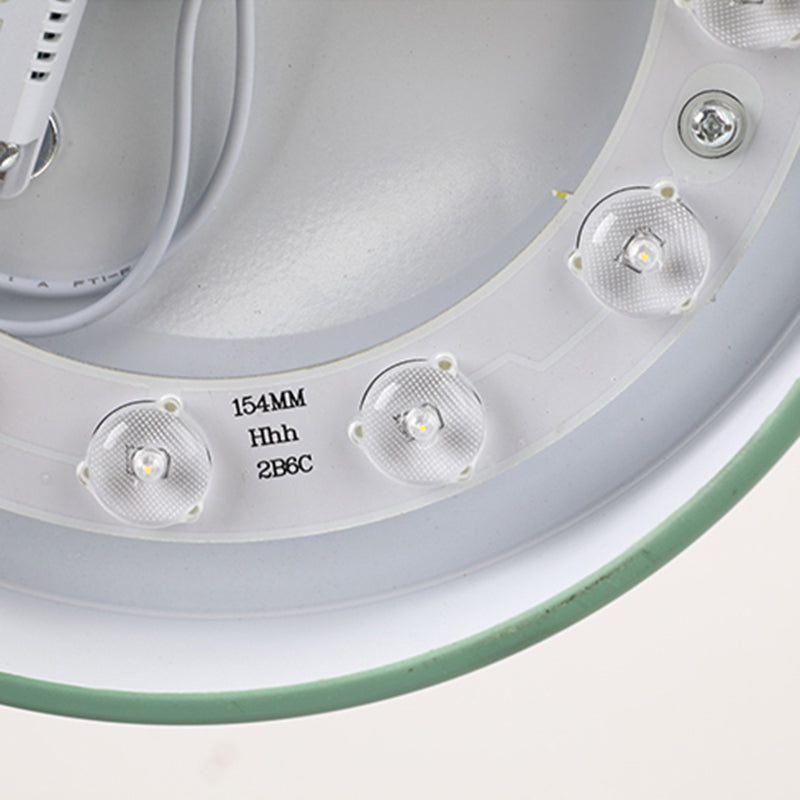 Green Metal Drum Pendant Ceiling Light - Modern 1-Light Fixture for Dining Room