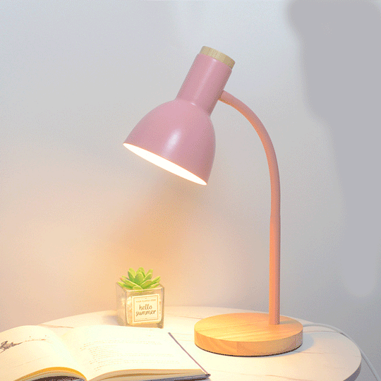 Nordic Style Metal Desk Lamp - Gentle and Kid-Friendly Study Light for Children's Bedroom