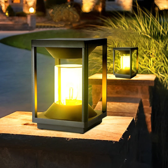 Square Minimalist LED Solar Fence Post Light Waterproof Outdoor Lamp