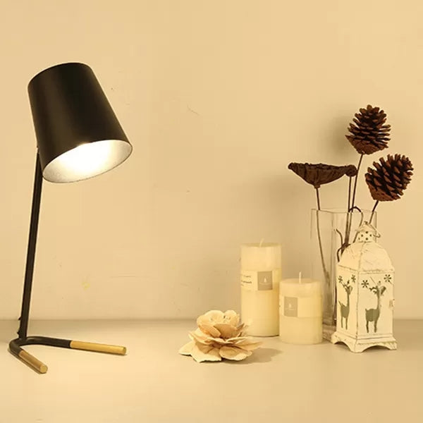 Nordic Metal Bucket Desk Light - Compact Plug In Table Lamp for Study Room