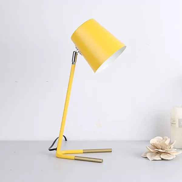 Nordic Metal Bucket Desk Light - Compact Plug In Table Lamp for Study Room