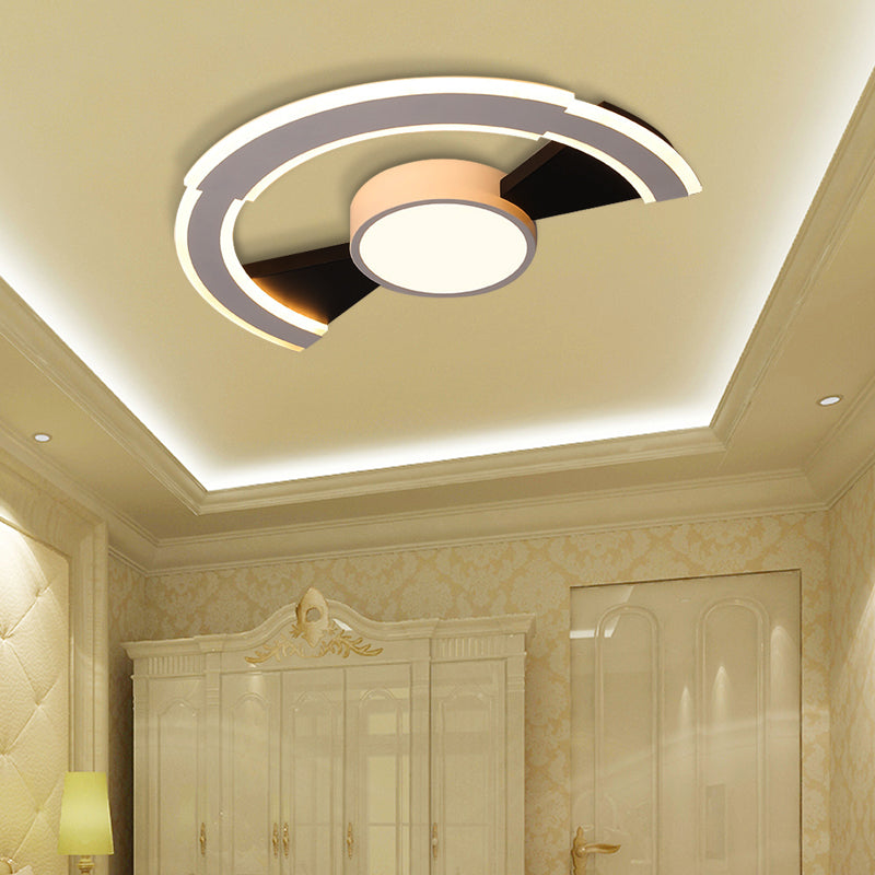 Modern Acrylic Flush Mount Ceiling Lights - Traverse Lighting Fixture (16" / 19.5" / 23.5") in Warm/White