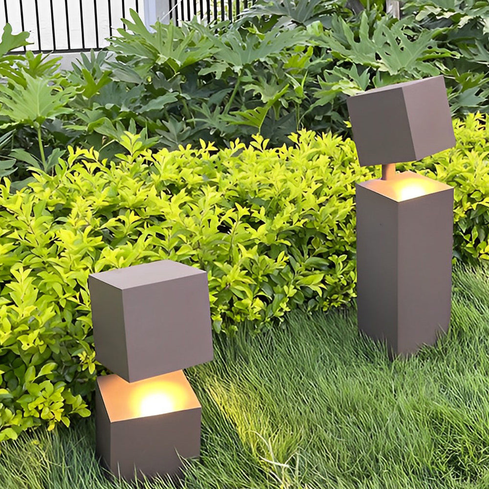 Modern Black Geometric Solar Lawn Light