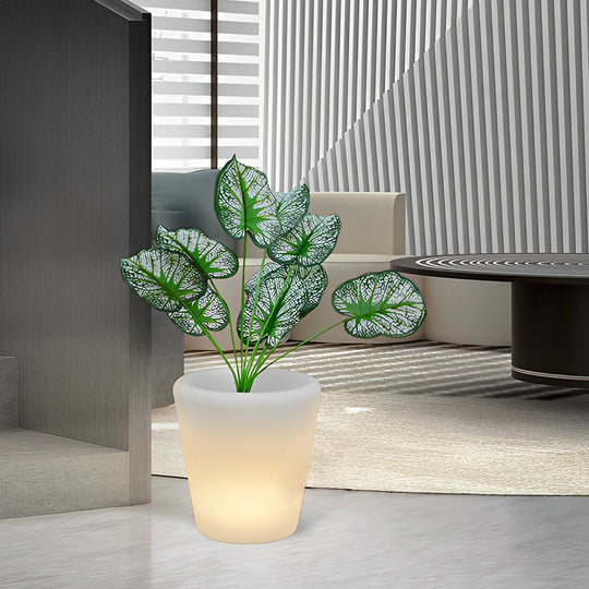 Luminous Flowerpot with RGB Lighting – Solar, Rechargeable & Hardwired Options