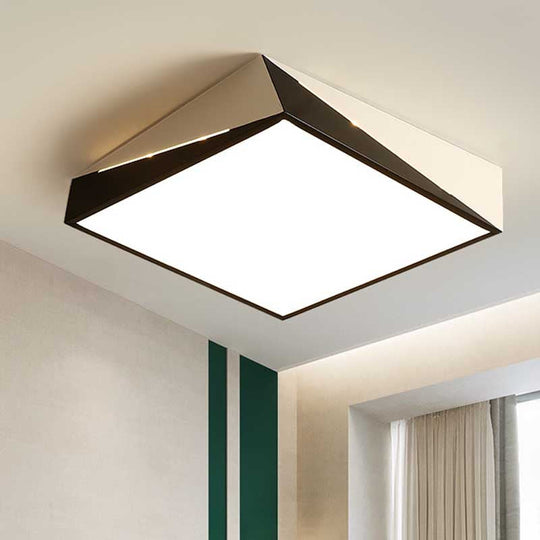 Stylish Split Design LED Flush Mount in Black and White with Warm/White Light for Living Room, Available in 3 Sizes (16"/19.5"/23.5")