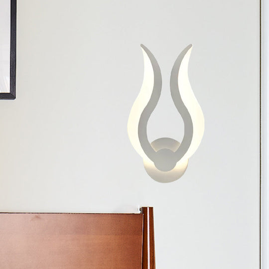 Stylish Fire-Shaped LED Wall Sconce for Kitchen and Dining Room