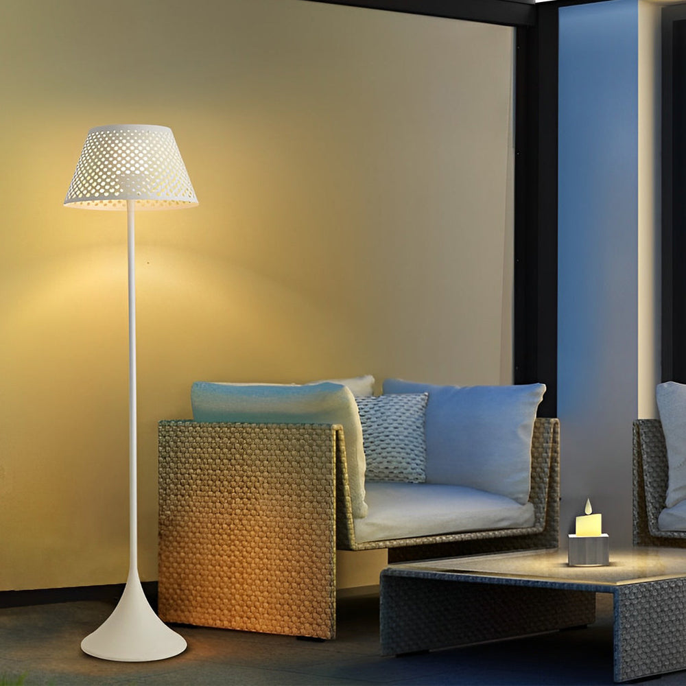 1-Light Mesh Outdoor Floor Lamp