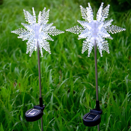 Acrylic Solar Snowflake Lawn Lights 2PCS Set for Festive Outdoor Ambience