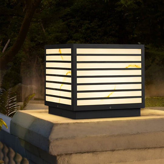 Square IP65 Waterproof LED Solar Outdoor Deck Post Pillar Light