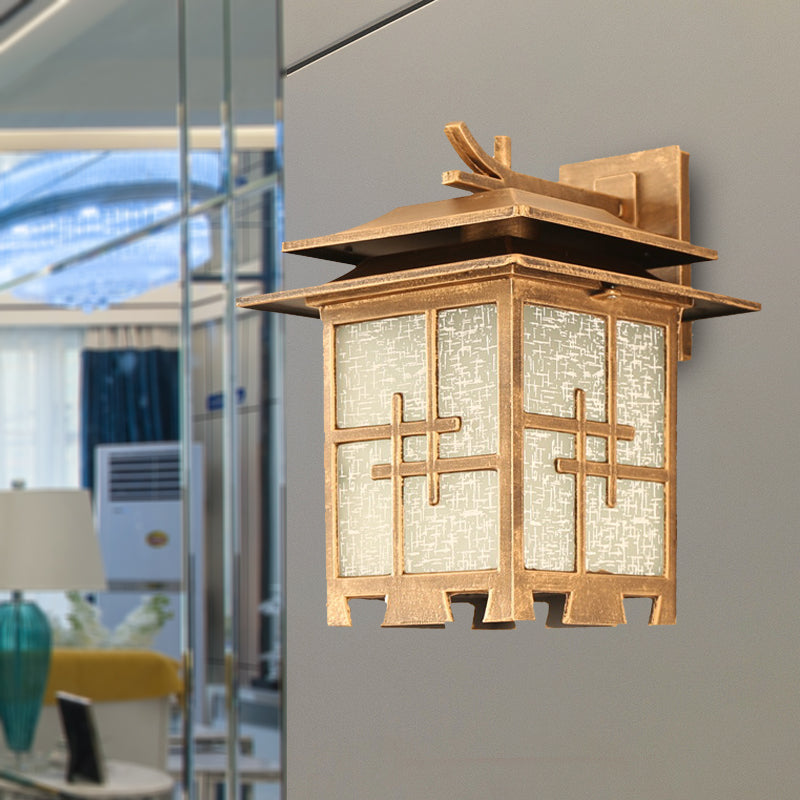 Farmhouse Outdoor Wall Lamp: 1-Light Sconce Fixture with Textured Glass Shade in Brass/Black