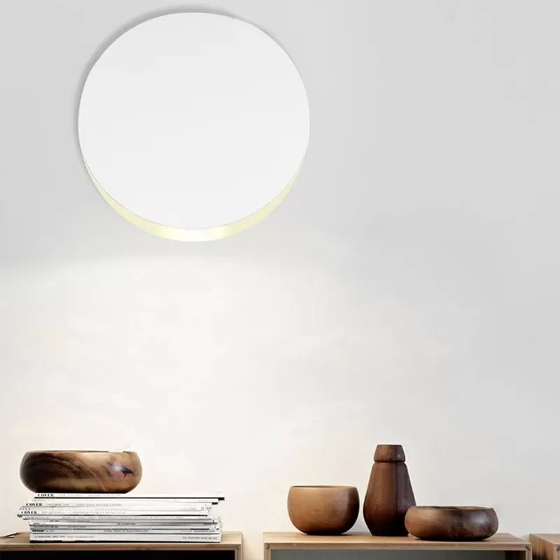 Modern Metal Circle Sconce Light for Child's Bedroom or Living Room