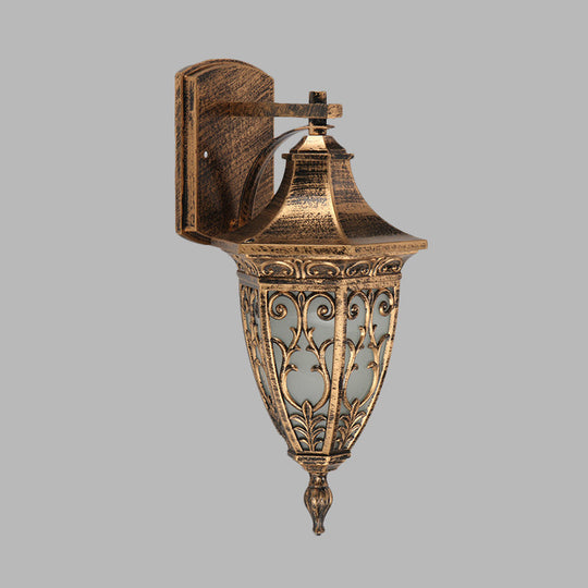 Outdoor Brass Aluminum Wall Lamp - Country Urn Shape Sconce Lighting with 1-Bulb Fixture