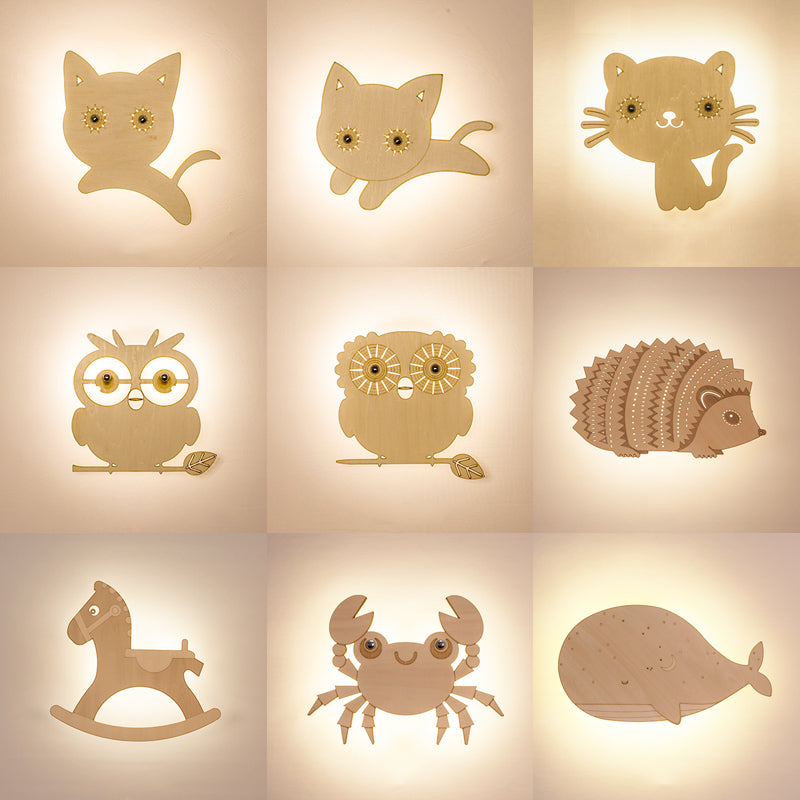 Animal LED Wall Sconce for Kids' Rooms and Corridors in Beige Wood Finish