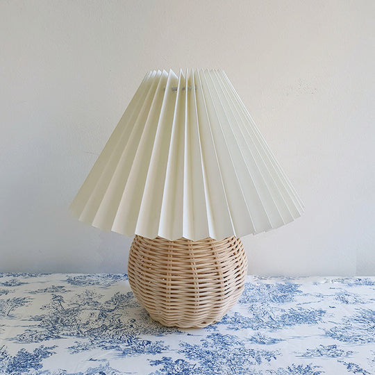 Bamboo Rattan Table Light - Modernist Design, 1 Bulb White Night Lamp with Pleated Shade