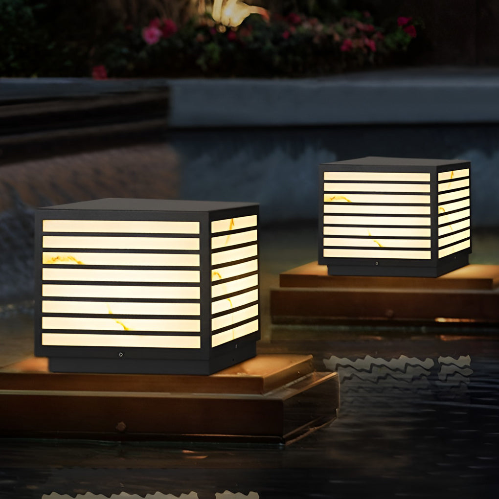 Square IP65 Waterproof LED Solar Outdoor Deck Post Pillar Light