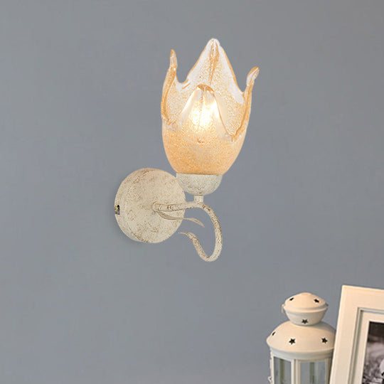 Traditional White Floral Wall Sconce Light with Frosted Glass – Elegant 1-Head Wall Lighting for Living Room