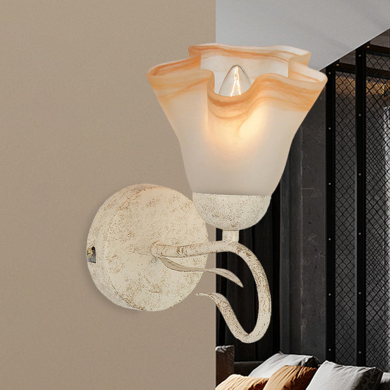 Traditional White Floral Wall Sconce Light with Frosted Glass – Elegant 1-Head Wall Lighting for Living Room