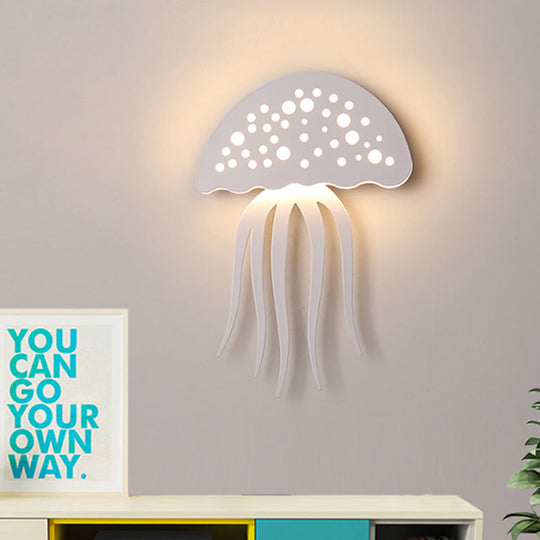 Jellyfish-Shaped LED Wall Lamp: Modern Cartoon Metal Sconce Light for Living Room