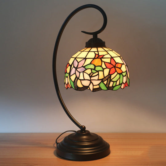 Blossom Pattern Tiffany Glass Desk Lamp - Pink/Orange 1-Head Night Table Light for Bedroom