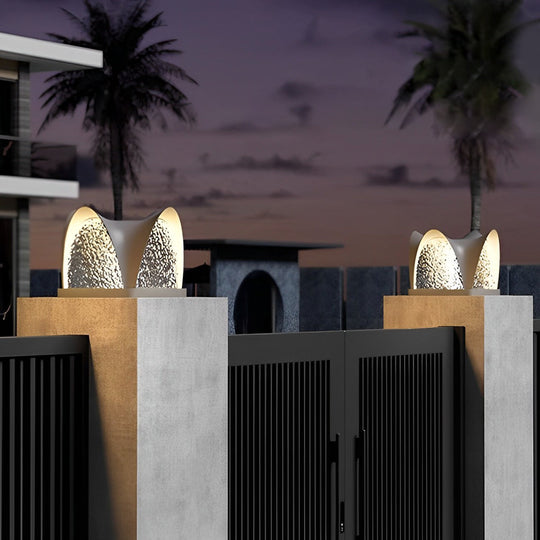 Creative Decor Waterproof Solar Post Cap Light