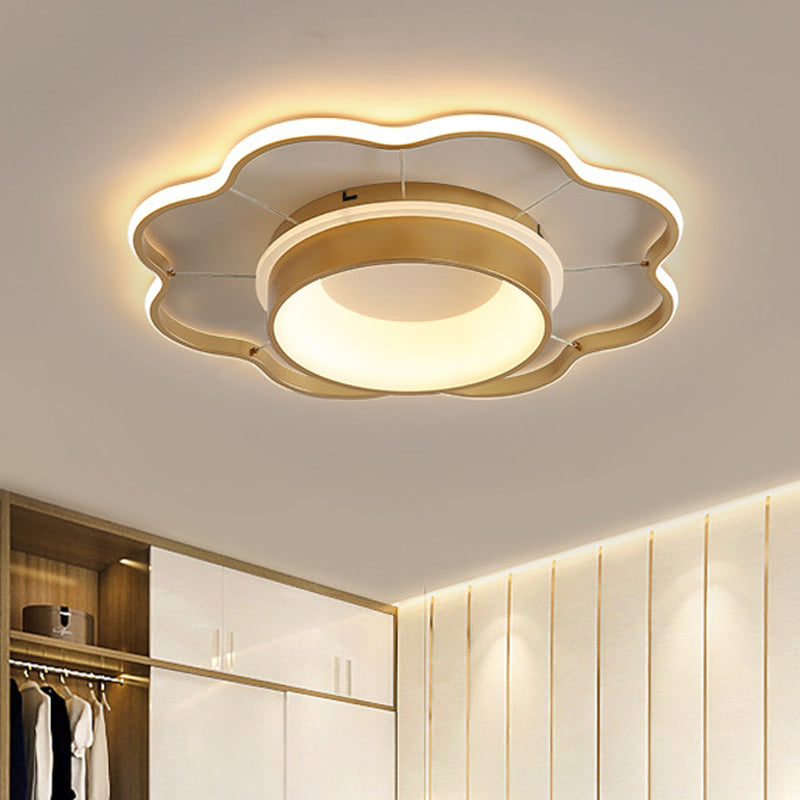 Flower Flush Mount Spotlight Kids LED Light in Pink/Gold – Warm/White